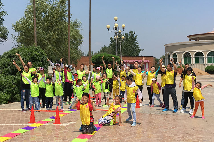 為什么要讓孩子參加冬夏令營(yíng)？